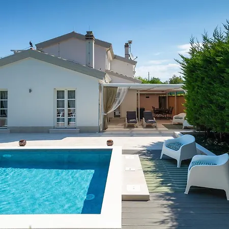 Beautiful Casa Garden Contesses In Momjan * Buje