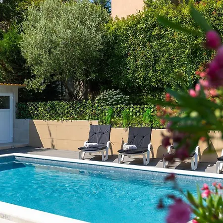 Beautiful Casa Garden Contesses In Momjan Vila *