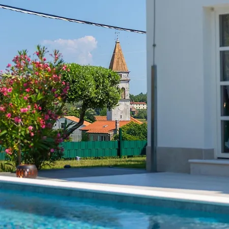 Beautiful Casa Garden Contesses In Momjan Villa Buje